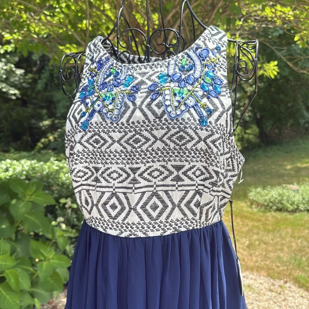 TULAROSA bejeweled embroidered maxi dress - Picture 4 of 6